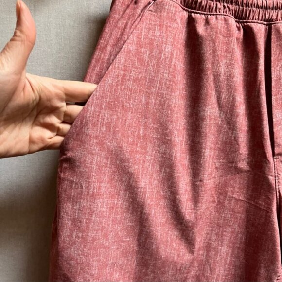 Lululemon Athletica Pace Breaker Linerless Shorts Sz S/M - Picture 5 of 9